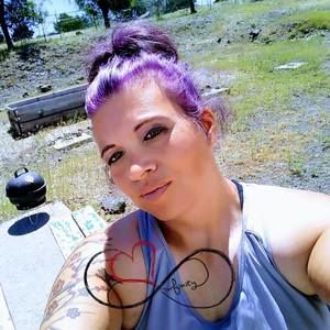 Meet your Posher, Niki